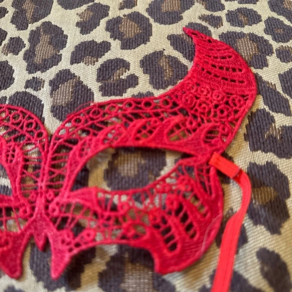Red Lace Masquerade Mask